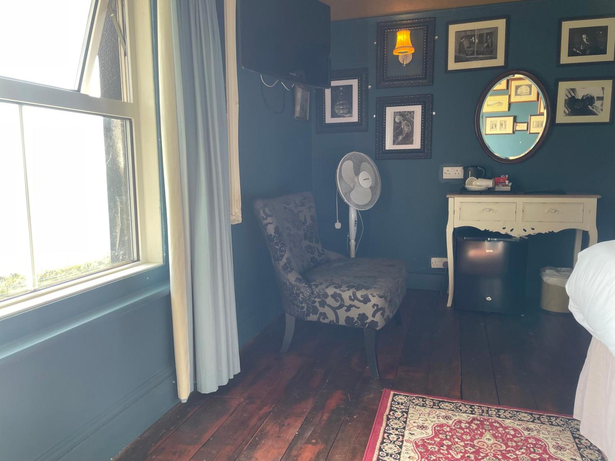 Keats Green Hotel 섕클린 외부 사진